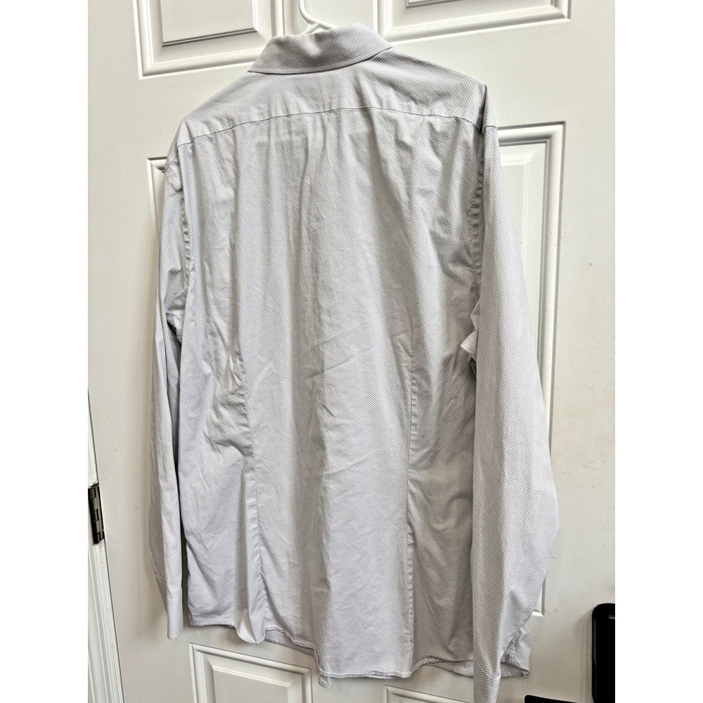 Banana Republic Wrinkle Resistant Athletic Fit Button Up Shirt Size XL Tall Mens - Picture 3 of 5